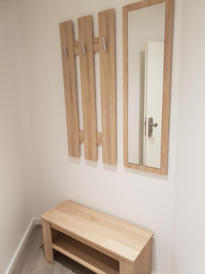טרויסדורף Ferienwohnung Mit Jacuzzi Naehe Flughafen Koeln Bonn מראה חיצוני תמונה
