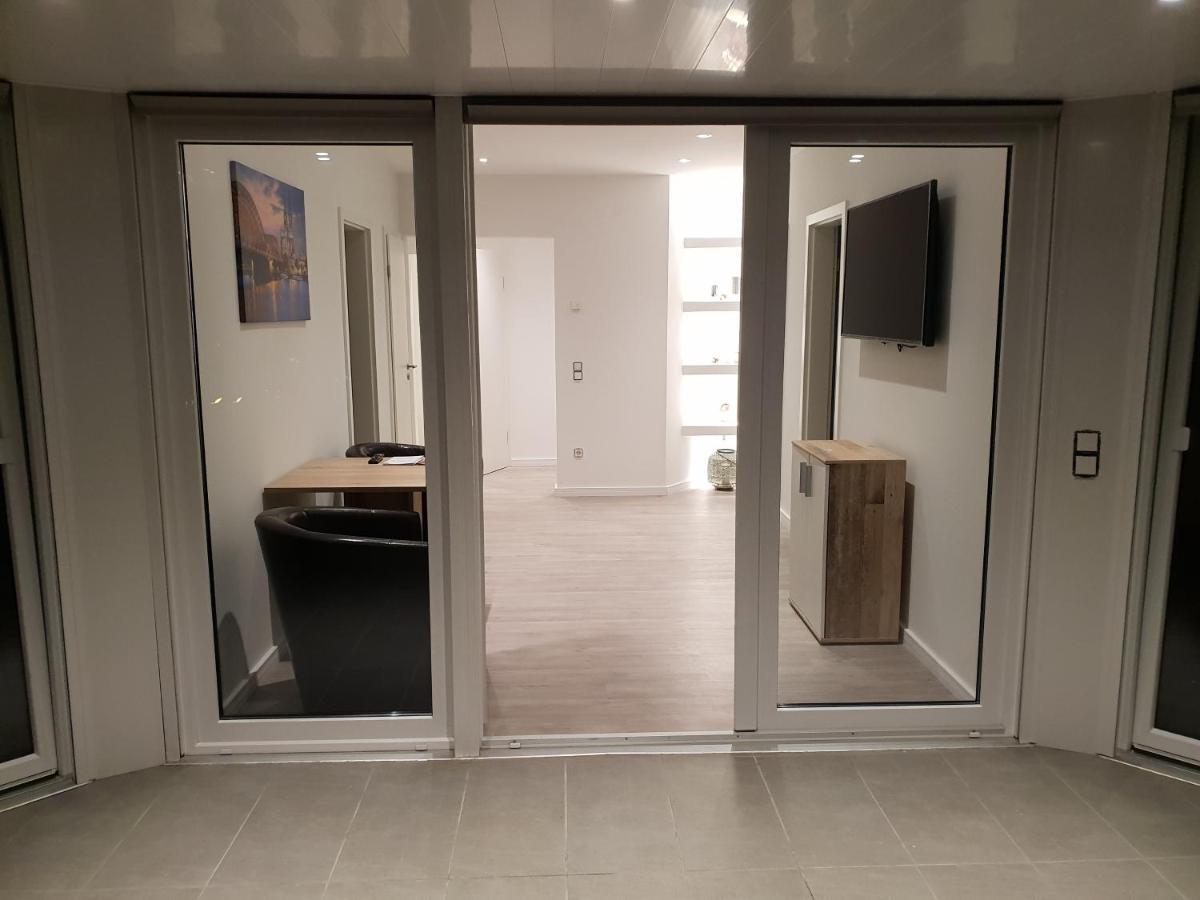 טרויסדורף Ferienwohnung Mit Jacuzzi Naehe Flughafen Koeln Bonn מראה חיצוני תמונה