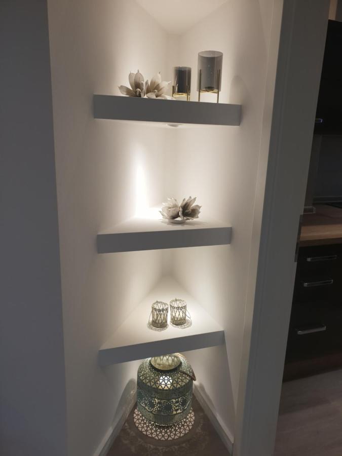 טרויסדורף Ferienwohnung Mit Jacuzzi Naehe Flughafen Koeln Bonn מראה חיצוני תמונה