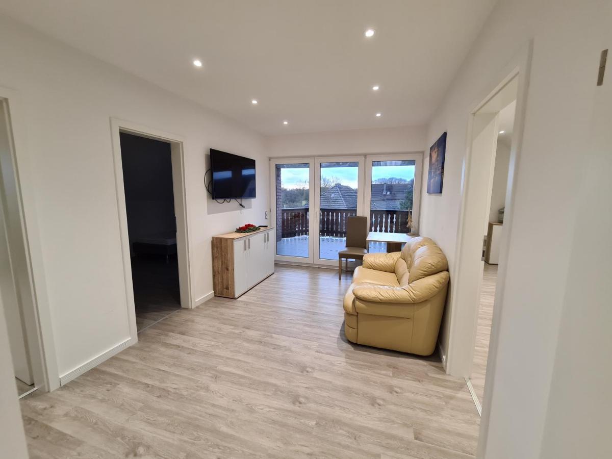 טרויסדורף Ferienwohnung Mit Jacuzzi Naehe Flughafen Koeln Bonn מראה חיצוני תמונה